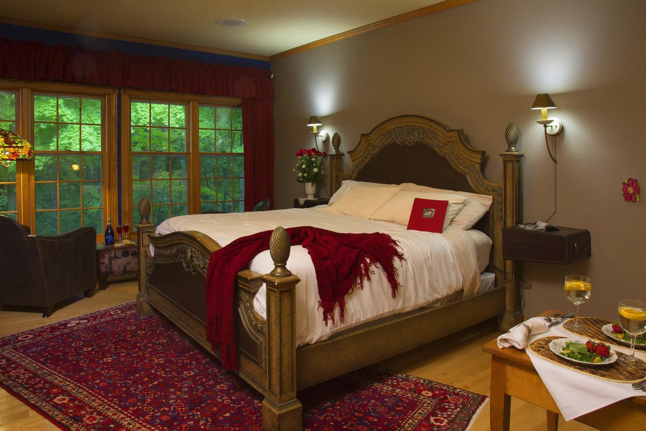 Hidden Serenity Bed And Breakfast West Bend Luaran gambar